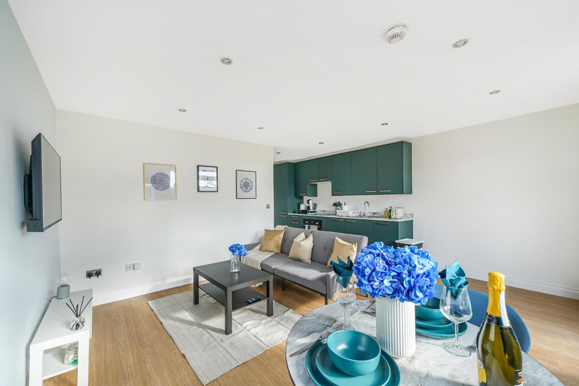 Modern Apartments London With Free Wifi Экстерьер фото