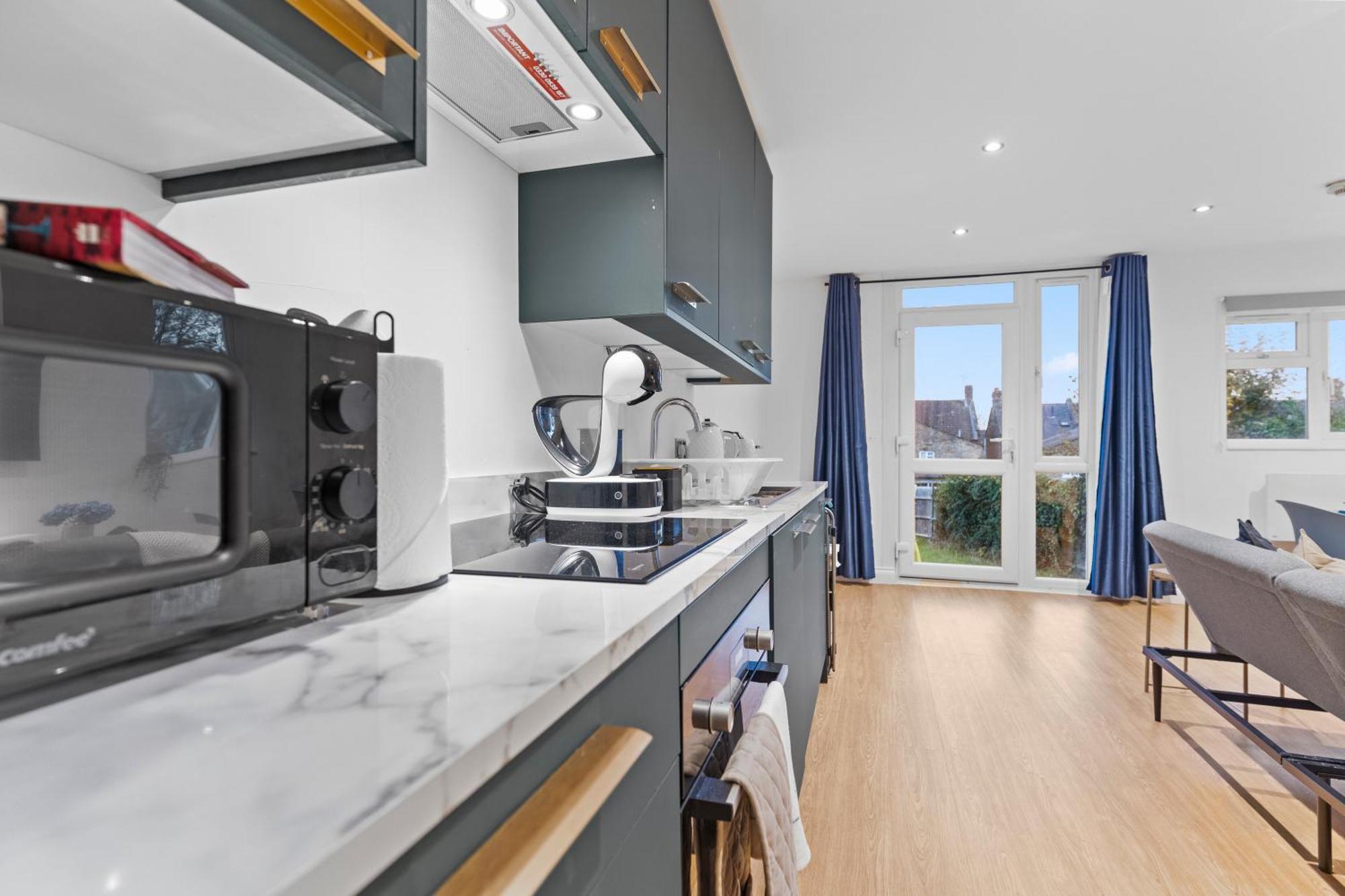 Modern Apartments London With Free Wifi Экстерьер фото