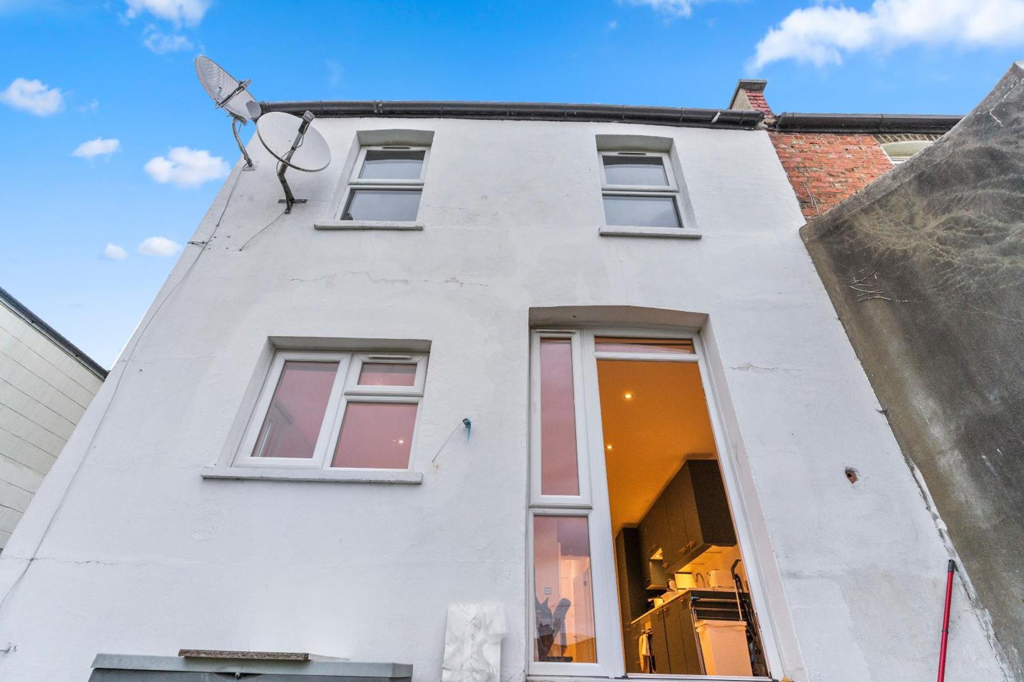 Modern Apartments London With Free Wifi Экстерьер фото